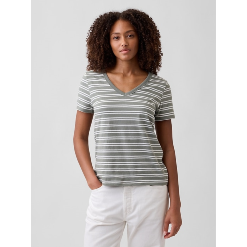Gap Favorite V-Neck T-Shirt