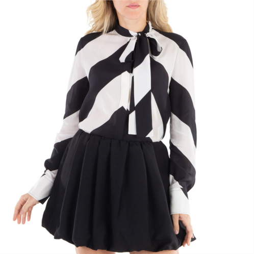 Valentino Garavani Garavani Crepe De Chine Strhype Shirt Brand Size 40 (US Size 4) Valentino Garavani Garavani Crepe De Chine Strhype Shirt Brand Size 40 (US Size 4)