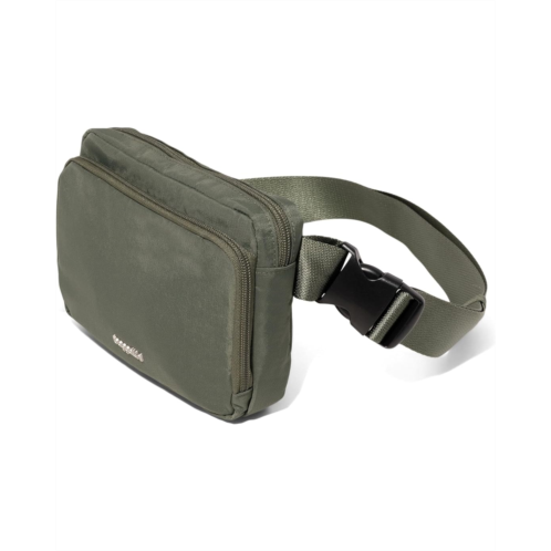 Baggallini Modern Belt Bag Sling Baggallini Modern Belt Bag Sling